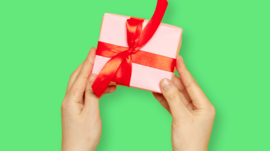 Cadeaux d'entreprise : un levier stratégique pour renforcer votre image